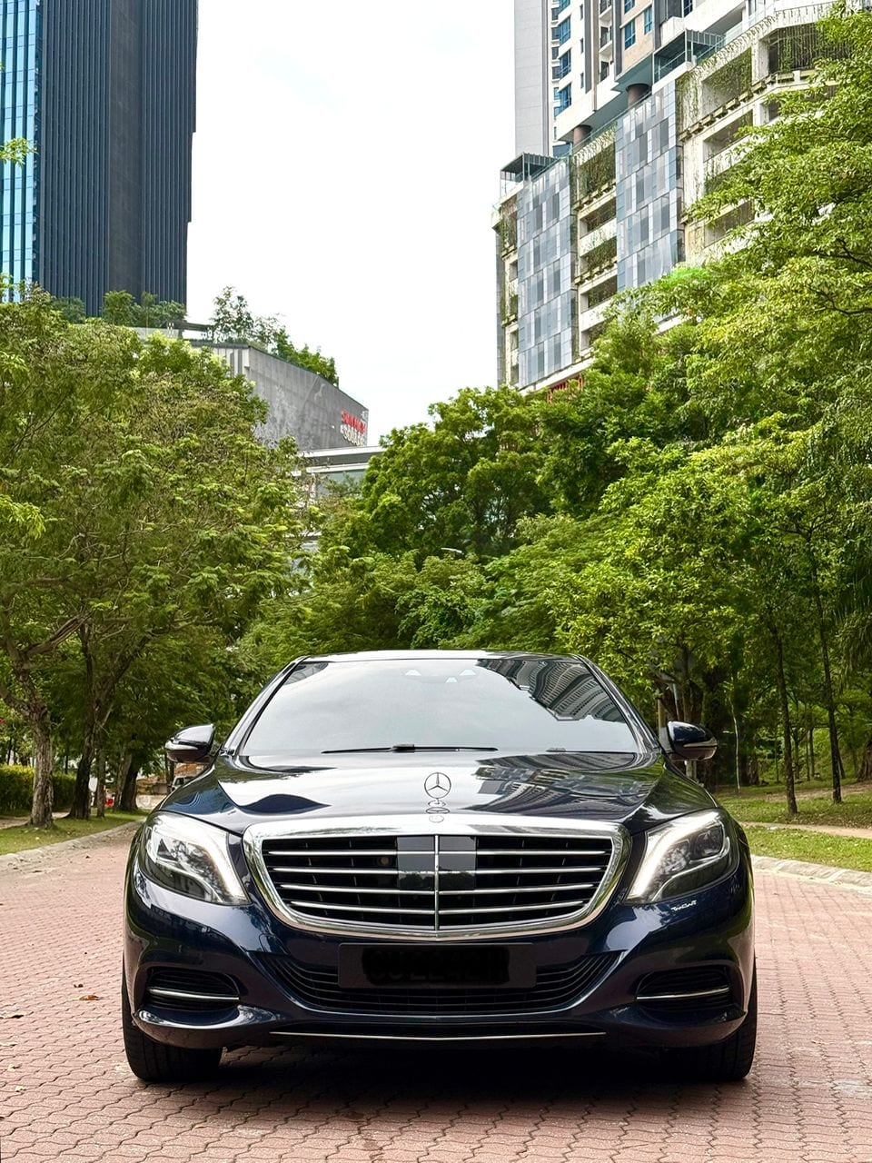 Mercedes-Benz S400 H rental Malaysia - photo 1